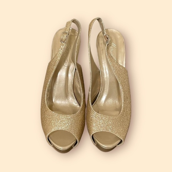 Michaelangelo Shoes - NWT Michaelangelo Glitter Peep High Heels (NWT)